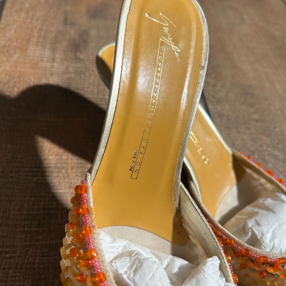Vintage Y2K Embellished Yellow Beaded Pointed-Toe Mule Sz 7 1/2 - Picture 6 of 14